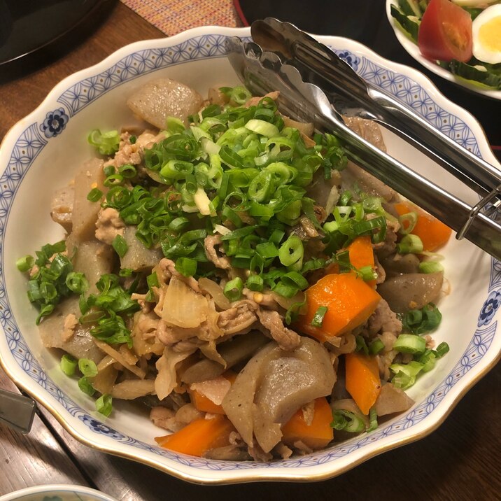 豚肉とこんにゃくの味噌煮込み